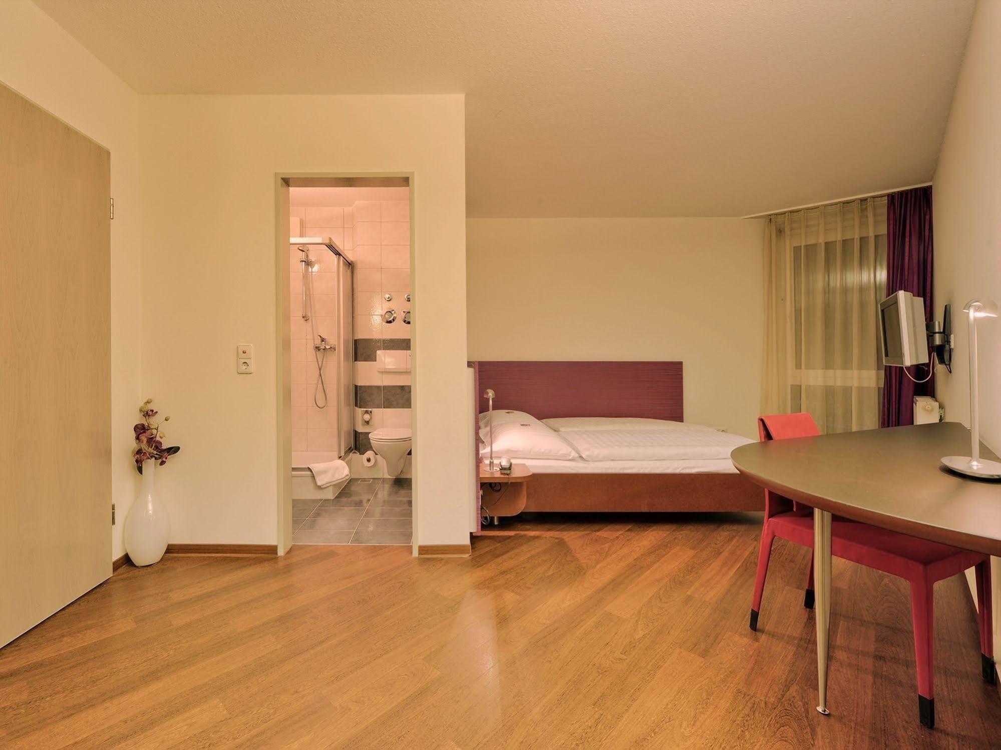 Sombea Donaueschingen Hotel Eksteriør billede
